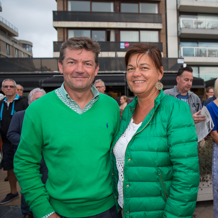 Publieksfoto's & Sfeer @ Vlaanderen Zingt 2015 in Nieuwpoort, picture 111, photographed by Guy Danneels - FrontView Magazine