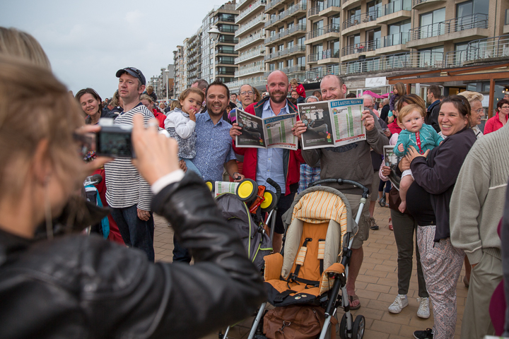 Publieksfoto's & Sfeer @ Vlaanderen Zingt 2015 in Nieuwpoort, picture 121, photographed by Guy Danneels - FrontView Magazine