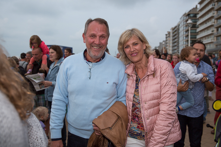 Publieksfoto's & Sfeer @ Vlaanderen Zingt 2015 in Nieuwpoort, picture 122, photographed by Guy Danneels - FrontView Magazine