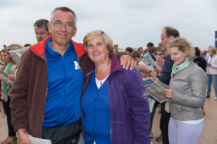 Publieksfoto's & Sfeer @ Vlaanderen Zingt 2015 in Nieuwpoort, picture 126, photographed by Guy Danneels - FrontView Magazine