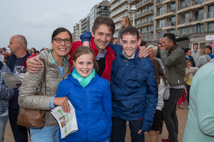 Publieksfoto's & Sfeer @ Vlaanderen Zingt 2015 in Nieuwpoort, picture 128, photographed by Guy Danneels - FrontView Magazine