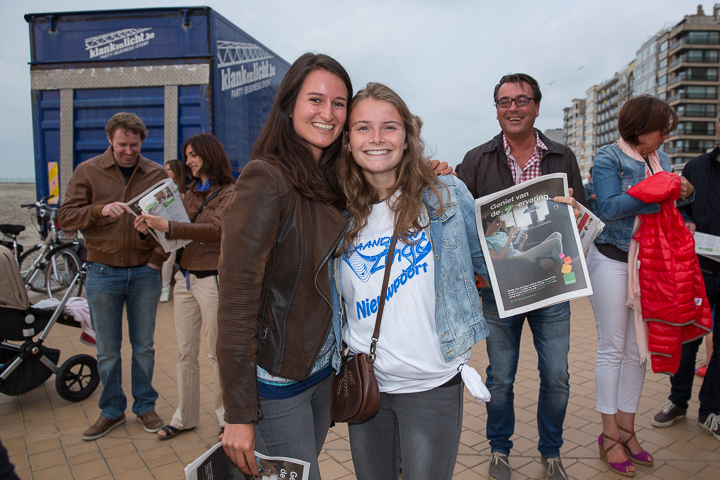 Publieksfoto's & Sfeer @ Vlaanderen Zingt 2015 in Nieuwpoort, picture 145, photographed by Guy Danneels - FrontView Magazine