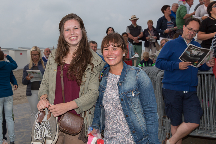 Publieksfoto's & Sfeer @ Vlaanderen Zingt 2015 in Nieuwpoort, picture 147, photographed by Guy Danneels - FrontView Magazine