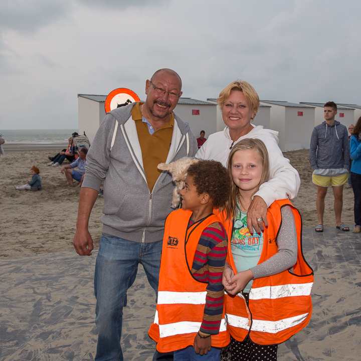 Publieksfoto's & Sfeer @ Vlaanderen Zingt 2015 in Nieuwpoort, picture 151, photographed by Guy Danneels - FrontView Magazine