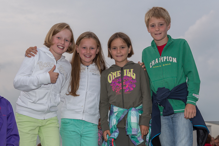Publieksfoto's & Sfeer @ Vlaanderen Zingt 2015 in Nieuwpoort, picture 158, photographed by Guy Danneels - FrontView Magazine