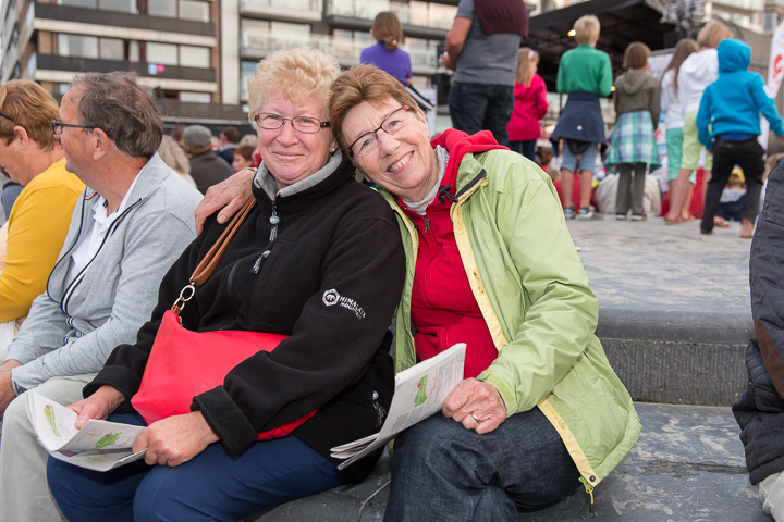 Publieksfoto's & Sfeer @ Vlaanderen Zingt 2015 in Nieuwpoort, picture 162, photographed by Guy Danneels - FrontView Magazine