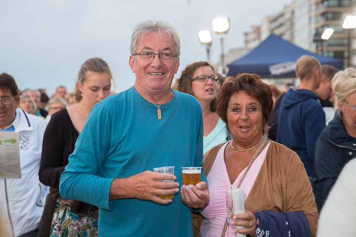 Publieksfoto's & Sfeer @ Vlaanderen Zingt 2015 in Nieuwpoort, picture 169, photographed by Guy Danneels - FrontView Magazine