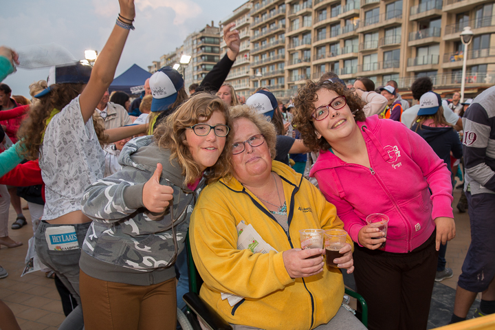 Publieksfoto's & Sfeer @ Vlaanderen Zingt 2015 in Nieuwpoort, picture 174, photographed by Guy Danneels - FrontView Magazine