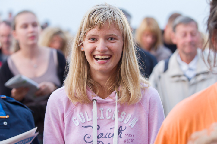 Publieksfoto's & Sfeer @ Vlaanderen Zingt 2015 in Nieuwpoort, picture 178, photographed by Guy Danneels - FrontView Magazine