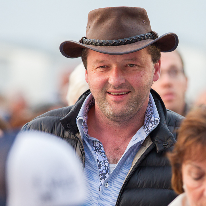 Publieksfoto's & Sfeer @ Vlaanderen Zingt 2015 in Nieuwpoort, picture 181, photographed by Guy Danneels - FrontView Magazine