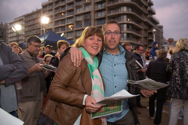 Publieksfoto's & Sfeer @ Vlaanderen Zingt 2015 in Nieuwpoort, picture 188, photographed by Guy Danneels - FrontView Magazine