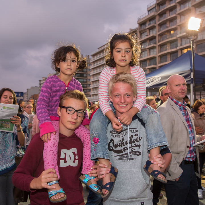 Publieksfoto's & Sfeer @ Vlaanderen Zingt 2015 in Nieuwpoort, picture 192, photographed by Guy Danneels - FrontView Magazine
