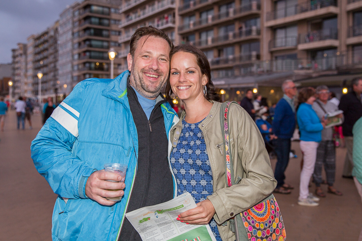 Publieksfoto's & Sfeer @ Vlaanderen Zingt 2015 in Nieuwpoort, picture 204, photographed by Guy Danneels - FrontView Magazine