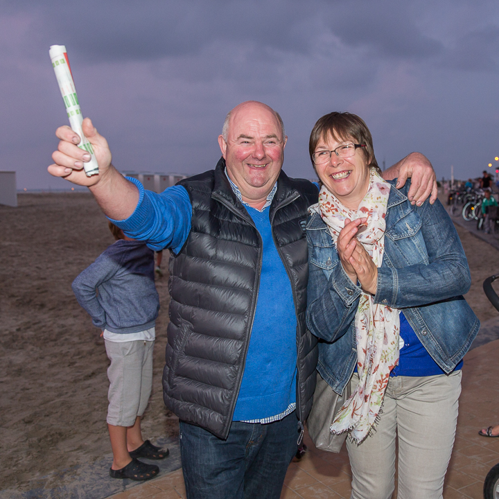 Publieksfoto's & Sfeer @ Vlaanderen Zingt 2015 in Nieuwpoort, picture 205, photographed by Guy Danneels - FrontView Magazine