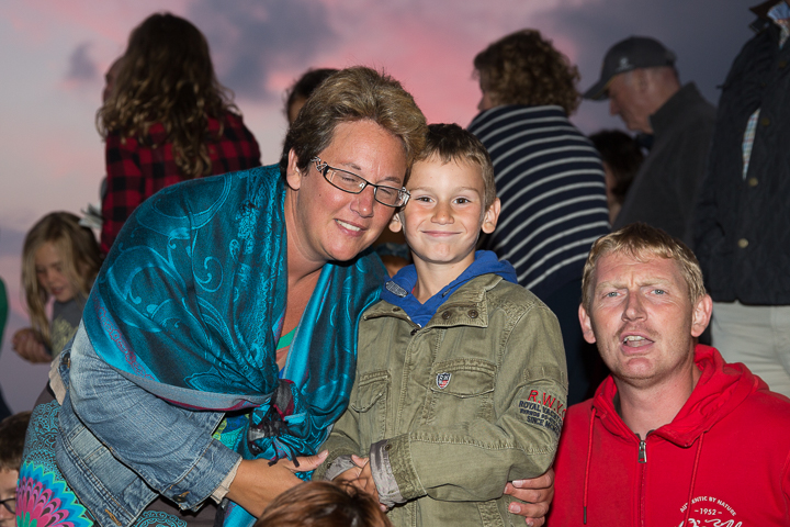 Publieksfoto's & Sfeer @ Vlaanderen Zingt 2015 in Nieuwpoort, picture 208, photographed by Guy Danneels - FrontView Magazine