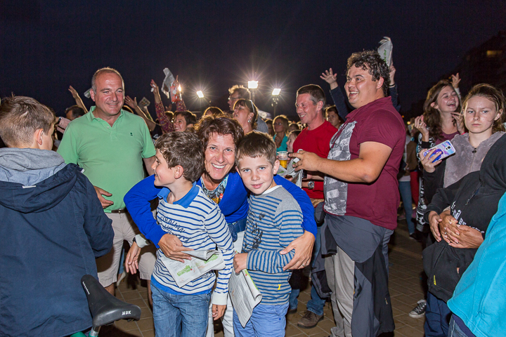 Publieksfoto's & Sfeer @ Vlaanderen Zingt 2015 in Nieuwpoort, picture 221, photographed by Guy Danneels - FrontView Magazine