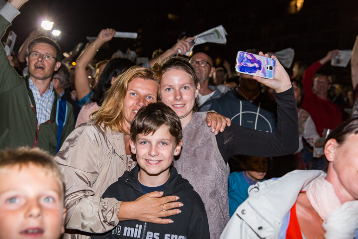 Publieksfoto's & Sfeer @ Vlaanderen Zingt 2015 in Nieuwpoort, picture 229, photographed by Guy Danneels - FrontView Magazine