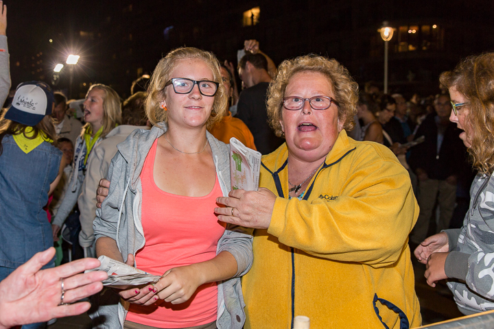 Publieksfoto's & Sfeer @ Vlaanderen Zingt 2015 in Nieuwpoort, picture 231, photographed by Guy Danneels - FrontView Magazine