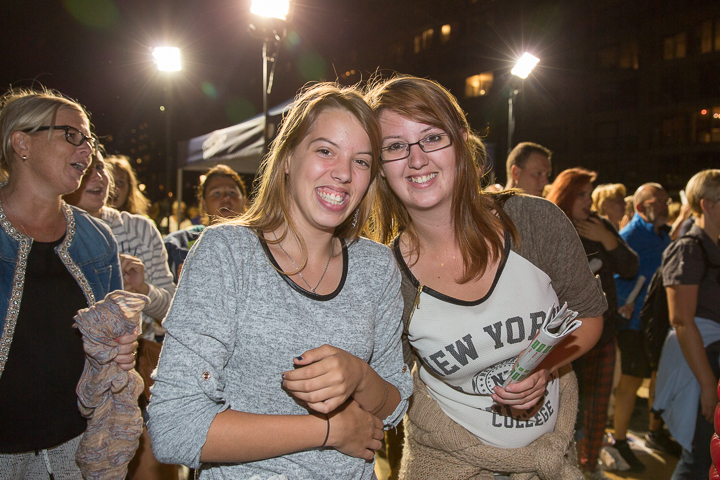 Publieksfoto's & Sfeer @ Vlaanderen Zingt 2015 in Nieuwpoort, picture 241, photographed by Guy Danneels - FrontView Magazine