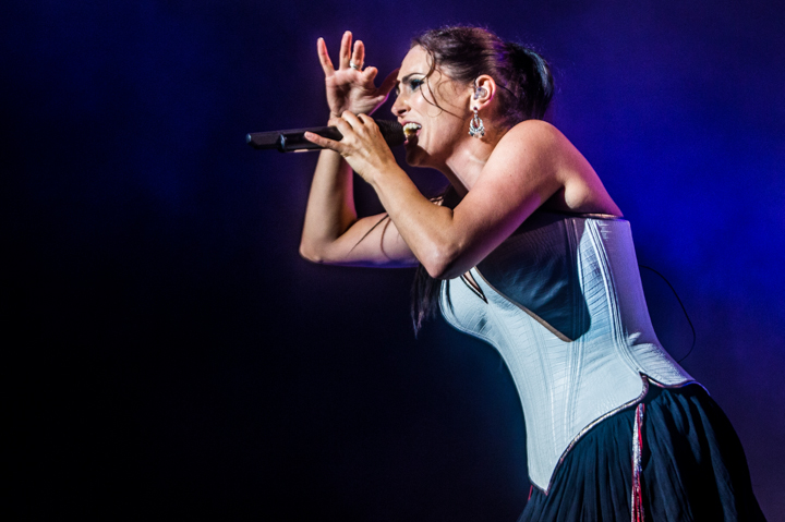 Within Temptation @ Huntenpop 2015, picture 17, photographed by Kelly Thans - FrontView Magazine