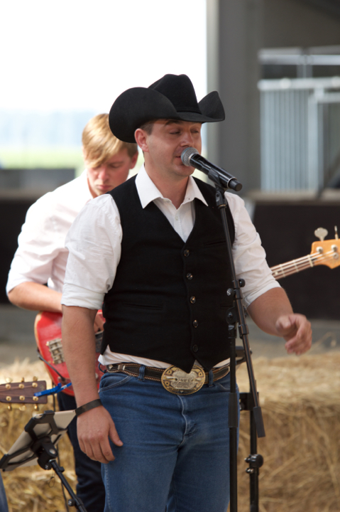 Robby Longo @ De Singelhoeve-Beveren, picture 9, photographed by Bart Baevegems - FrontView Magazine