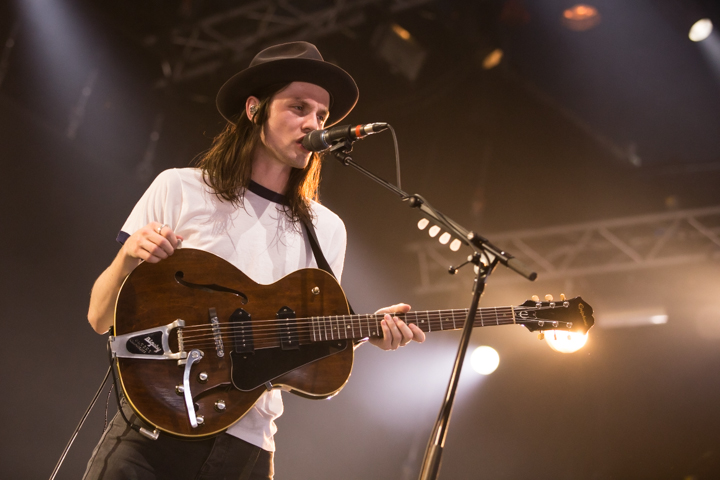 James Bay @ Lowlands 2015, foto 9, foto's door Dorien Goetschalckx - FrontView Magazine