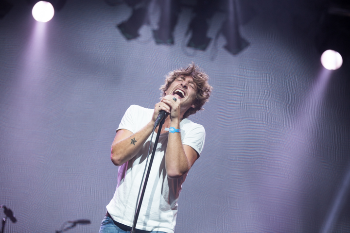 Paolo Nutini @ Lowlands 2015, picture 11, photographed by Dorien Goetschalckx - FrontView Magazine