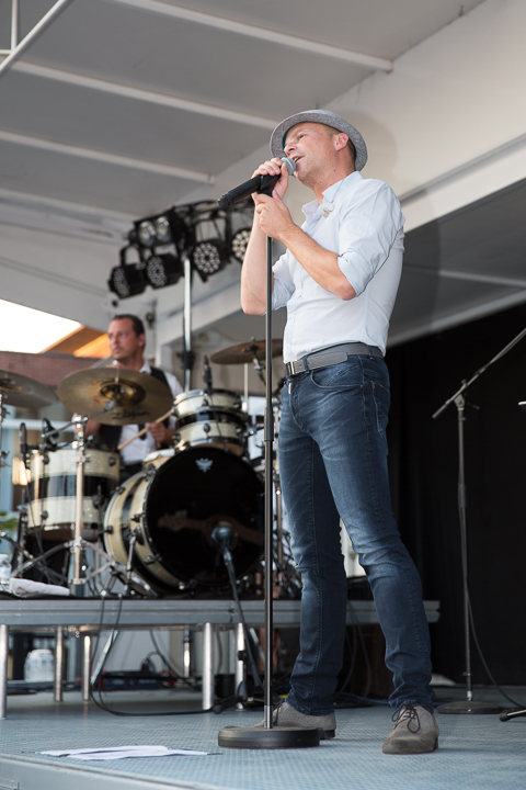 Podium & Sfeer @ Vlaanderen Zingt 2015 in St.-Katelijne-Waver, picture 8, photographed by Guy Danneels - FrontView Magazine