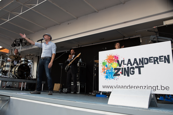 Podium & Sfeer @ Vlaanderen Zingt 2015 in St.-Katelijne-Waver, picture 10, photographed by Guy Danneels - FrontView Magazine