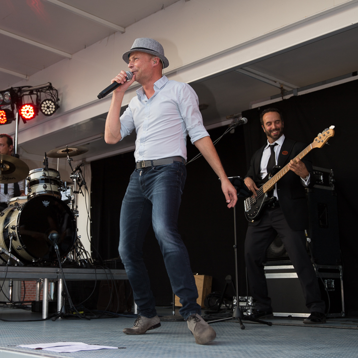 Podium & Sfeer @ Vlaanderen Zingt 2015 in St.-Katelijne-Waver, picture 12, photographed by Guy Danneels - FrontView Magazine