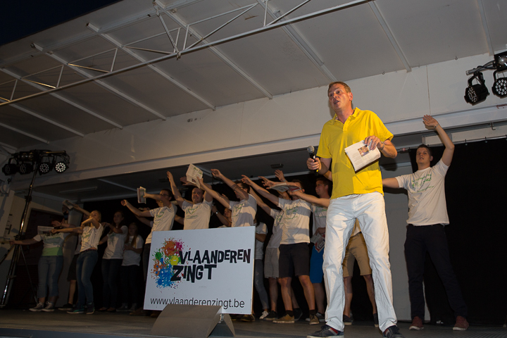Podium & Sfeer @ Vlaanderen Zingt 2015 in St.-Katelijne-Waver, picture 34, photographed by Guy Danneels - FrontView Magazine