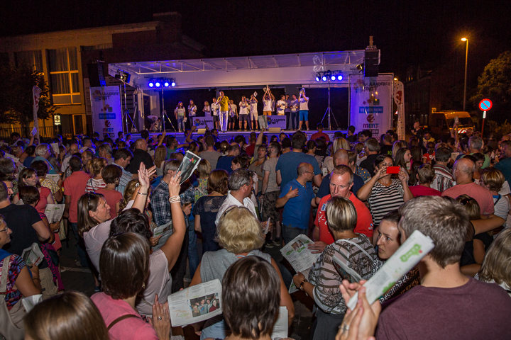 Podium & Sfeer @ Vlaanderen Zingt 2015 in St.-Katelijne-Waver, picture 49, photographed by Guy Danneels - FrontView Magazine