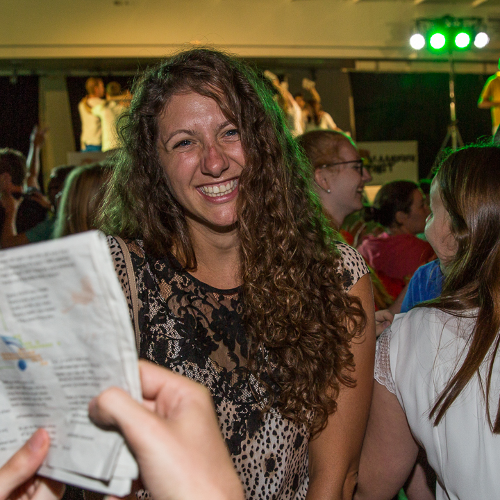 Podium & Sfeer @ Vlaanderen Zingt 2015 in St.-Katelijne-Waver, picture 56, photographed by Guy Danneels - FrontView Magazine