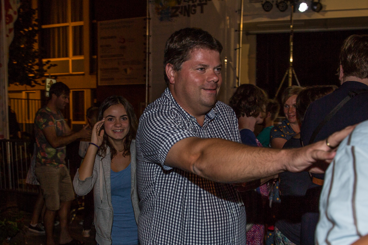 Podium & Sfeer @ Vlaanderen Zingt 2015 in St.-Katelijne-Waver, picture 59, photographed by Guy Danneels - FrontView Magazine