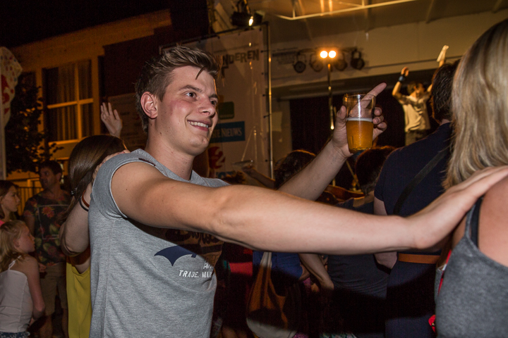 Podium & Sfeer @ Vlaanderen Zingt 2015 in St.-Katelijne-Waver, picture 63, photographed by Guy Danneels - FrontView Magazine