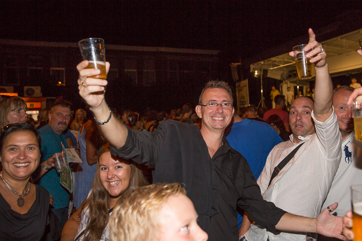 Podium & Sfeer @ Vlaanderen Zingt 2015 in St.-Katelijne-Waver, picture 91, photographed by Guy Danneels - FrontView Magazine