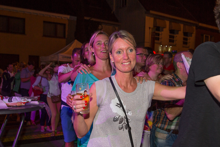 Podium & Sfeer @ Vlaanderen Zingt 2015 in St.-Katelijne-Waver, picture 109, photographed by Guy Danneels - FrontView Magazine