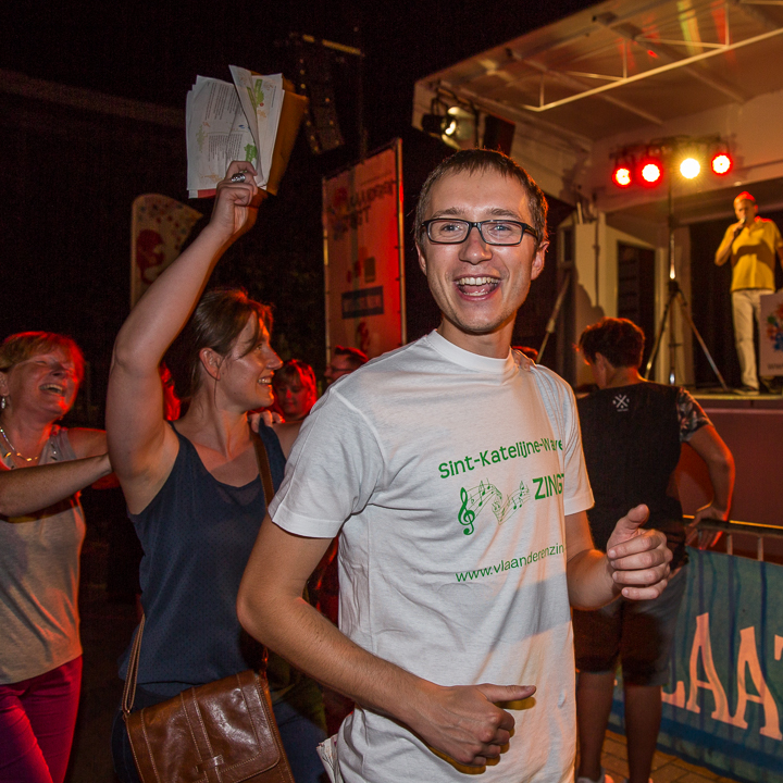 Podium & Sfeer @ Vlaanderen Zingt 2015 in St.-Katelijne-Waver, picture 132, photographed by Guy Danneels - FrontView Magazine