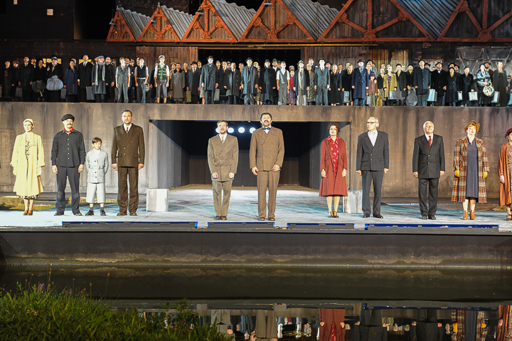Première "The Story of Sacco & Vanzetti" Donkmeer in Berlare, picture 28, photographed by Goele Bormans - FrontView Magazine
