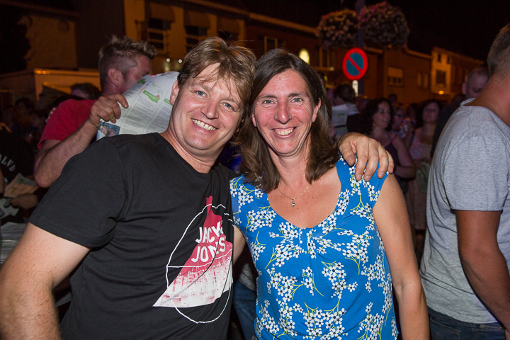 Publieksfoto's & Sfeer deel 2 @ Vlaanderen Zingt 2015 in St.-Katelijne-Waver, picture 18, photographed by Guy Danneels - FrontView Magazine