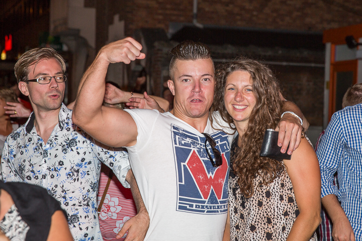 Publieksfoto's & Sfeer deel 2 @ Vlaanderen Zingt 2015 in St.-Katelijne-Waver, picture 93, photographed by Guy Danneels - FrontView Magazine