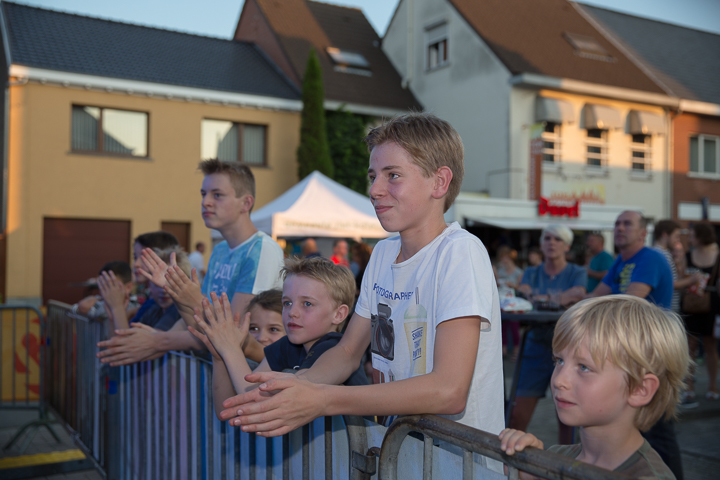 Publieksfoto's & Sfeer @ Vlaanderen Zingt 2015 in St.-Katelijne-Waver, picture 4, photographed by Guy Danneels - FrontView Magazine