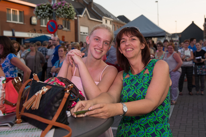 Publieksfoto's & Sfeer @ Vlaanderen Zingt 2015 in St.-Katelijne-Waver, picture 18, photographed by Guy Danneels - FrontView Magazine