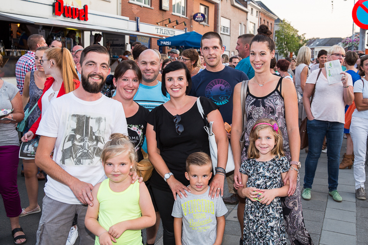 Publieksfoto's & Sfeer @ Vlaanderen Zingt 2015 in St.-Katelijne-Waver, picture 28, photographed by Guy Danneels - FrontView Magazine
