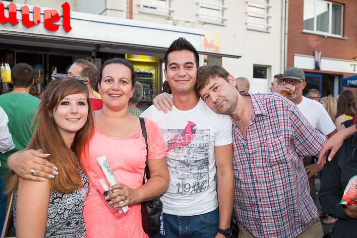Publieksfoto's & Sfeer @ Vlaanderen Zingt 2015 in St.-Katelijne-Waver, picture 62, photographed by Guy Danneels - FrontView Magazine