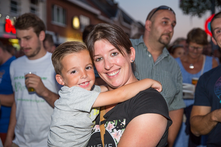 Publieksfoto's & Sfeer @ Vlaanderen Zingt 2015 in St.-Katelijne-Waver, picture 98, photographed by Guy Danneels - FrontView Magazine