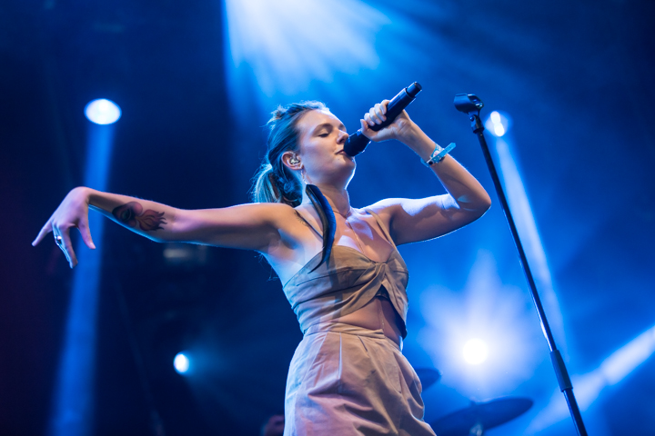 Tove Lo @ Lowlands 2015, picture 3, photographed by Dorien Goetschalckx - FrontView Magazine