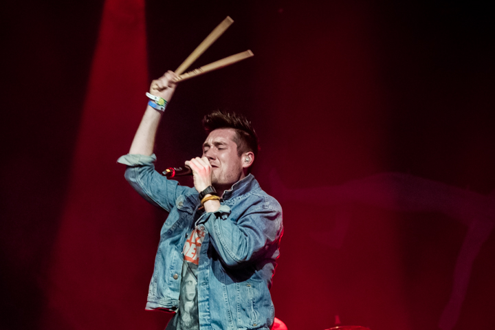 Bastille @ Lowlands 2015, foto 5, foto's door Dorien Goetschalckx - FrontView Magazine