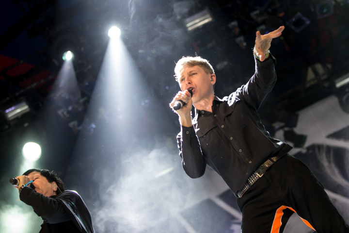 Franz Ferdinand & Sparks @ Lowlands 2015, picture 7, photographed by Dorien Goetschalckx - FrontView Magazine