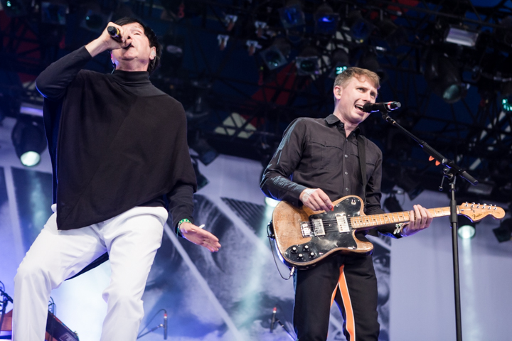 Franz Ferdinand & Sparks @ Lowlands 2015, picture 16, photographed by Dorien Goetschalckx - FrontView Magazine